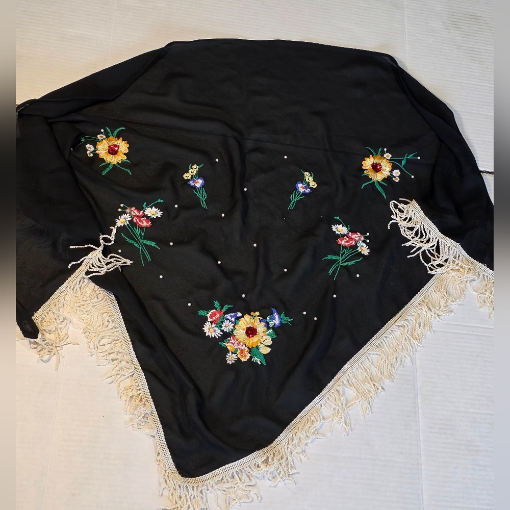 Vintage Lace After Noon Shawl Wrap Embroidered Fl9wers Sequins Rope Fringe